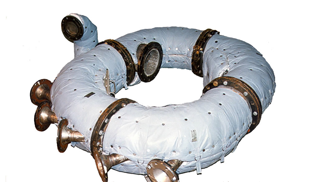 Engine Exhaust Manifold and Turbocharger Insulation Blanket Installation